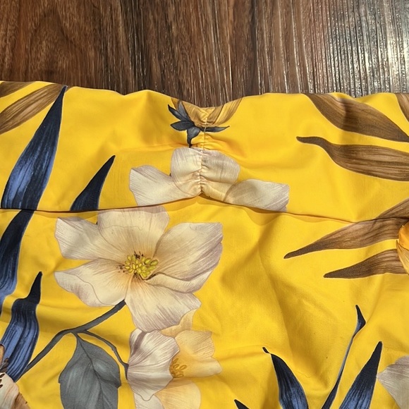 La Blanca Fiore Shirred Band Hipster - Picture 10 of 11